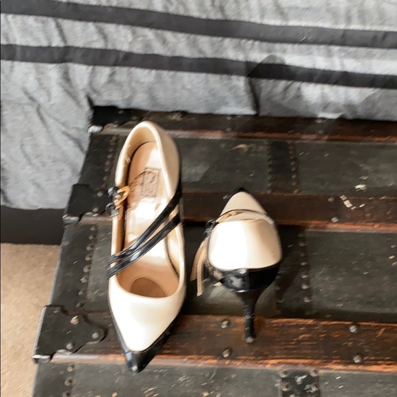 Heels - Picture 2 of 2